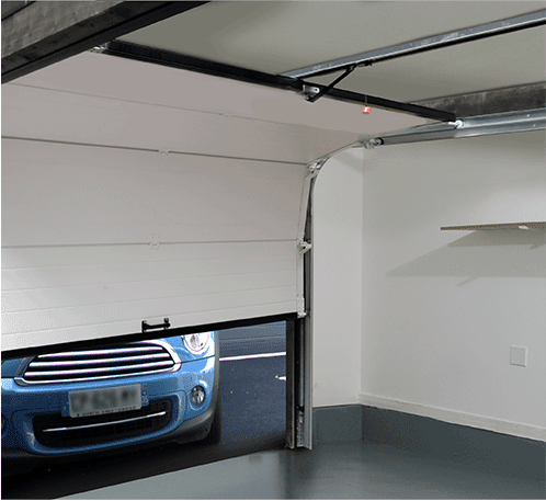 Porte de garage sectionnelle lisse isolée - Porte sectionnelle standard